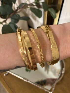 Gold-Tone Bangle Bracelet Set - Elegant Stackable Womens Jewelry